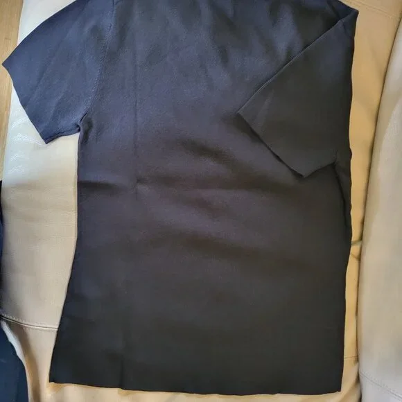 Blue top - Picture 2 of 2